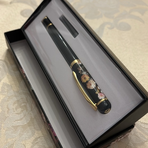 Peter Pauper Press fountain pen and boxed notes - Picture 3 of 5